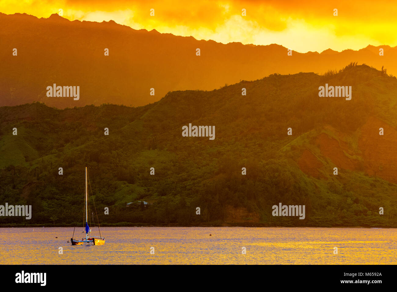 Hanalei Bay on Kauai, Hawaii Stock Photo Alamy