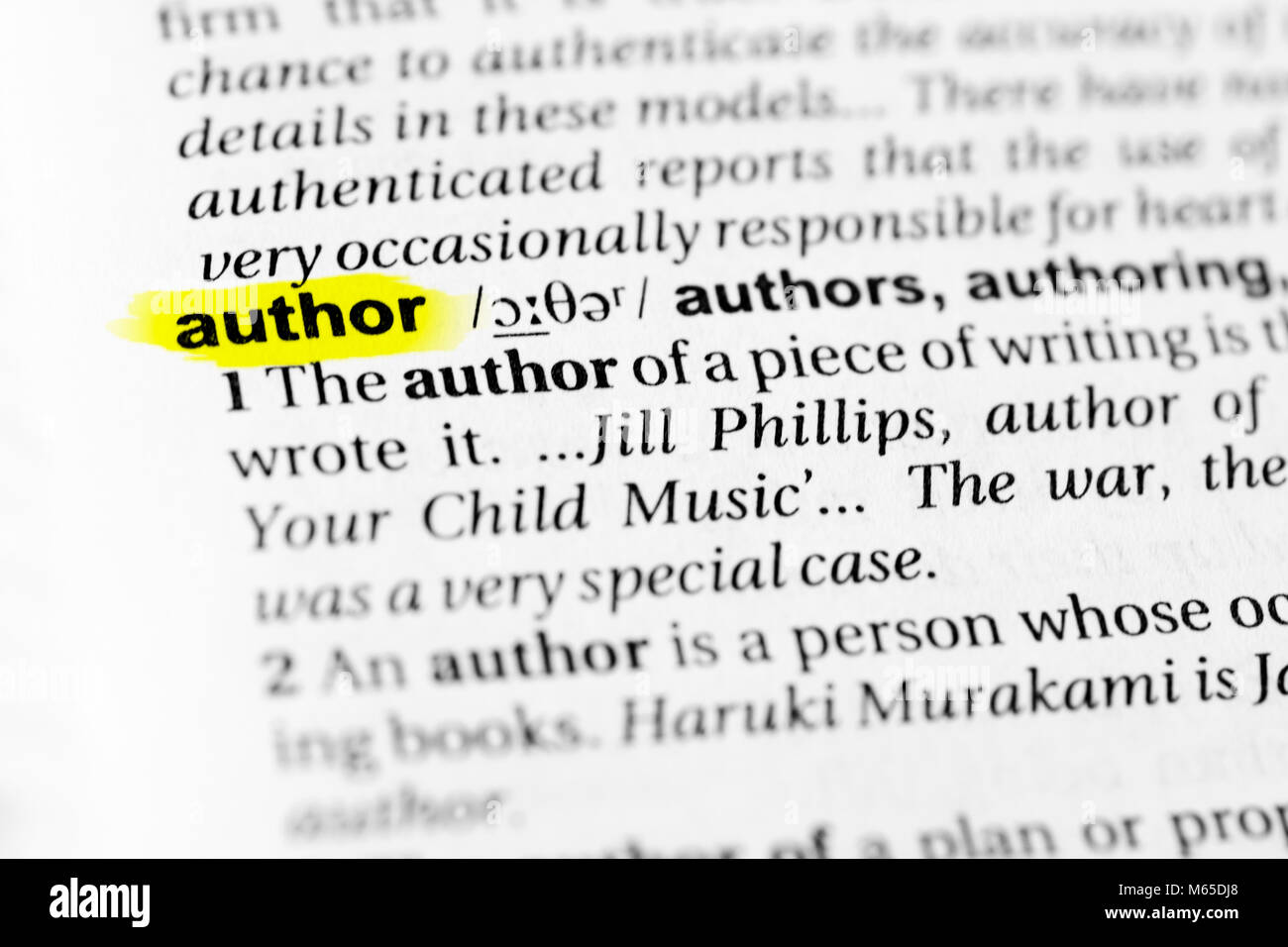 Highlighted English word "author" and its definition in the dictionary