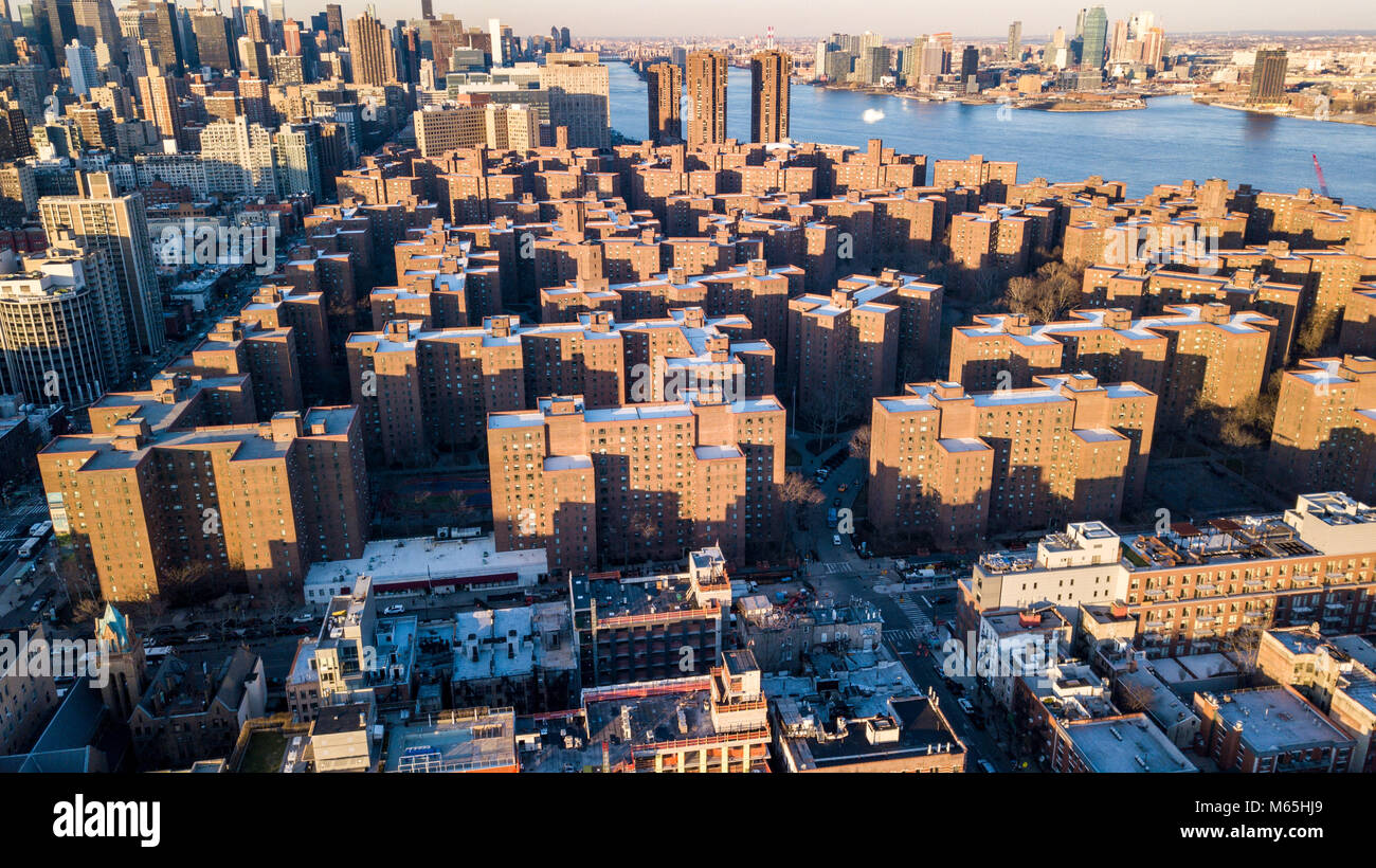 Stuyvesant Town Peter Cooper Village Stock Photo Alamy