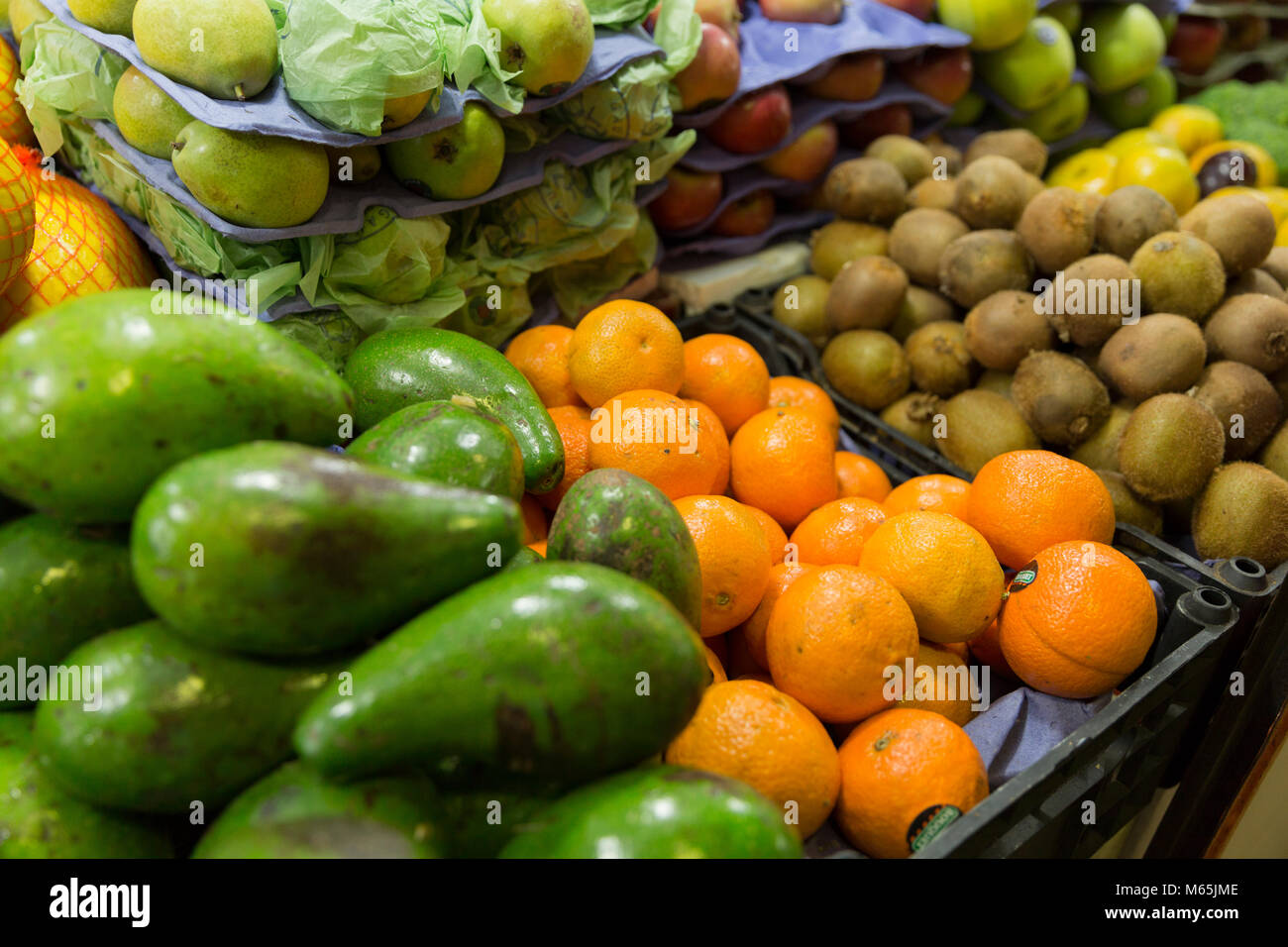 Fruit and vegetable market Stock Photo Alamy