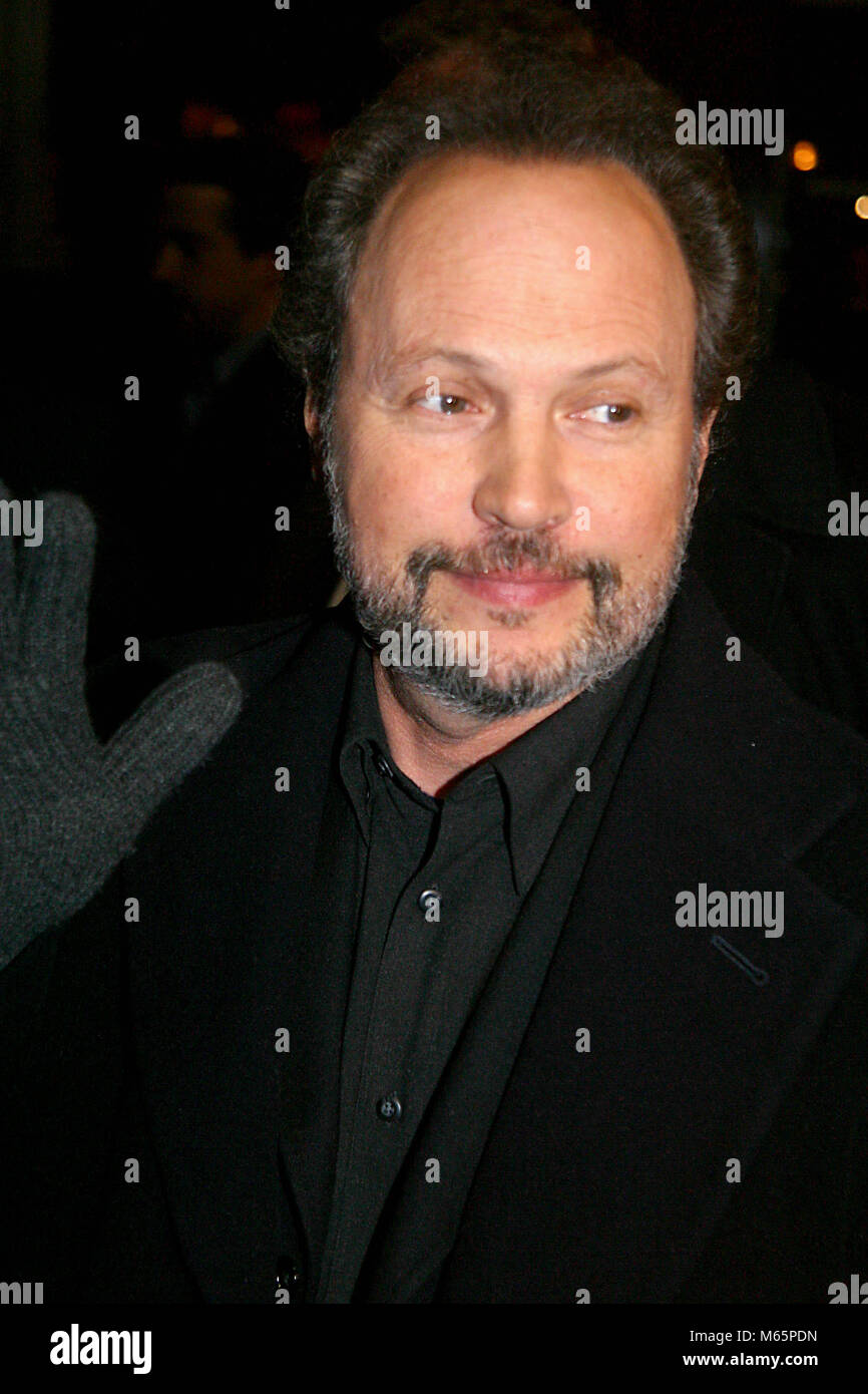 New York City 2002 FILE PHOTO BILLY CRYSTAL Photo By John BarrettPHOTOlink Stock Photo Alamy