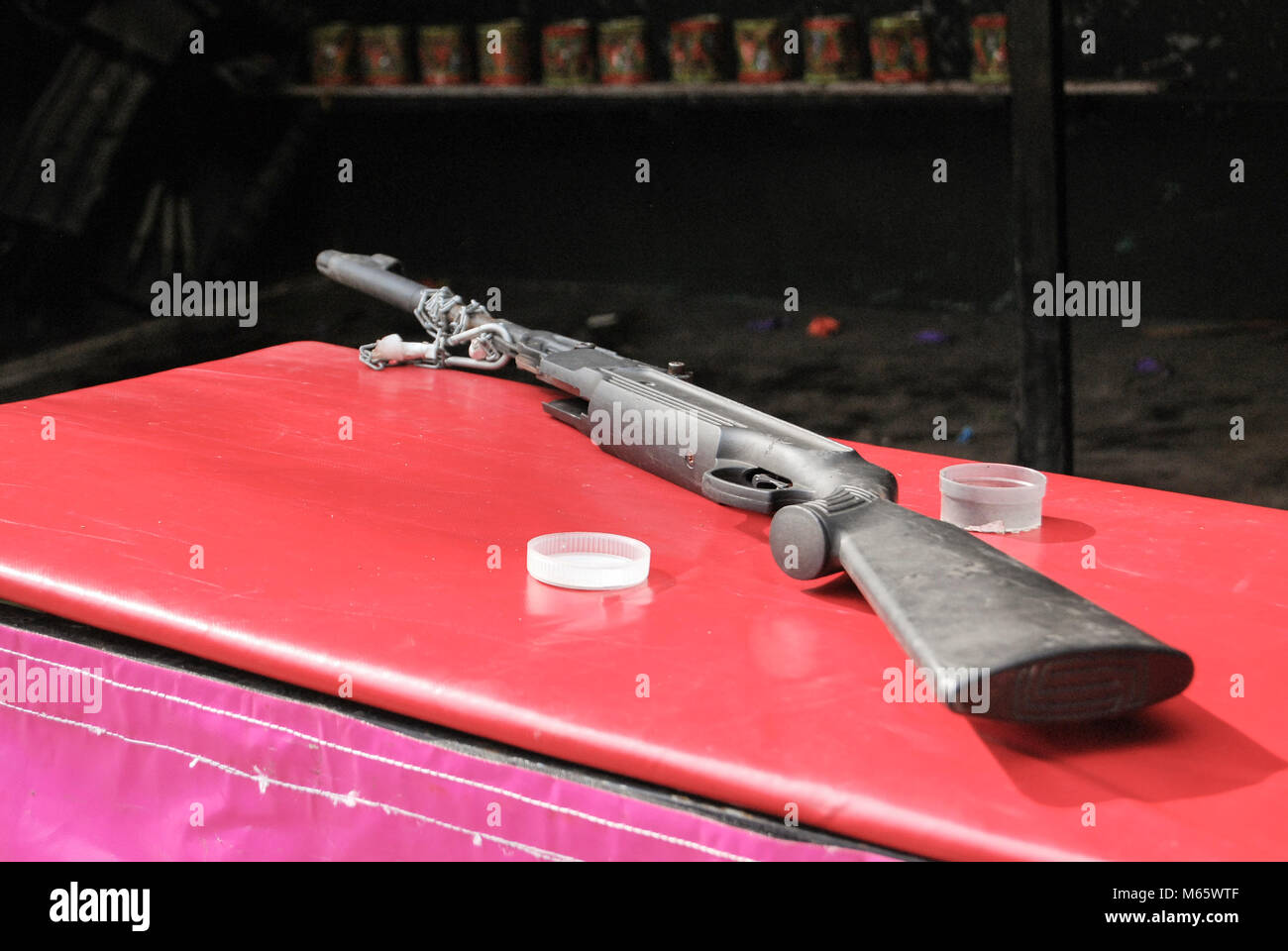 Air rifle hunting hires stock photography and images Alamy