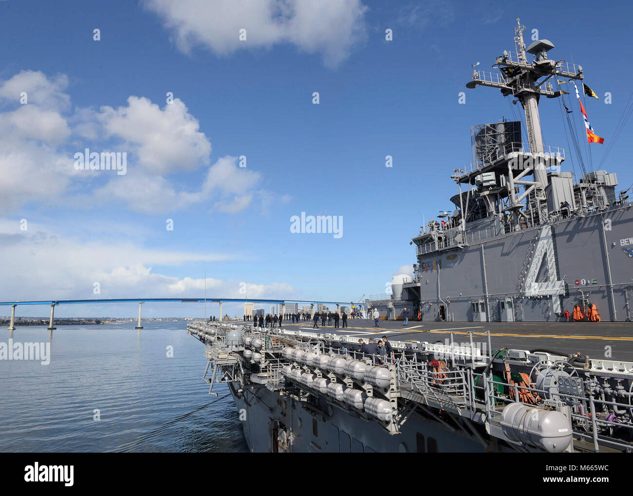 180227-N-PM193-033  SAN DIEGO (Feb. 27, 2018) Amphibious assault ship USS Boxer (LHD 4) approaches the Coronado bridge during the ship’s first at-sea period of 2018. Boxer is underway off the coast of Southern California for contractor sea trials. (U.S. Navy photo by Mass Communication Specialist 3rd Class Alexander C. Kubitza/Released) Stock Photo
