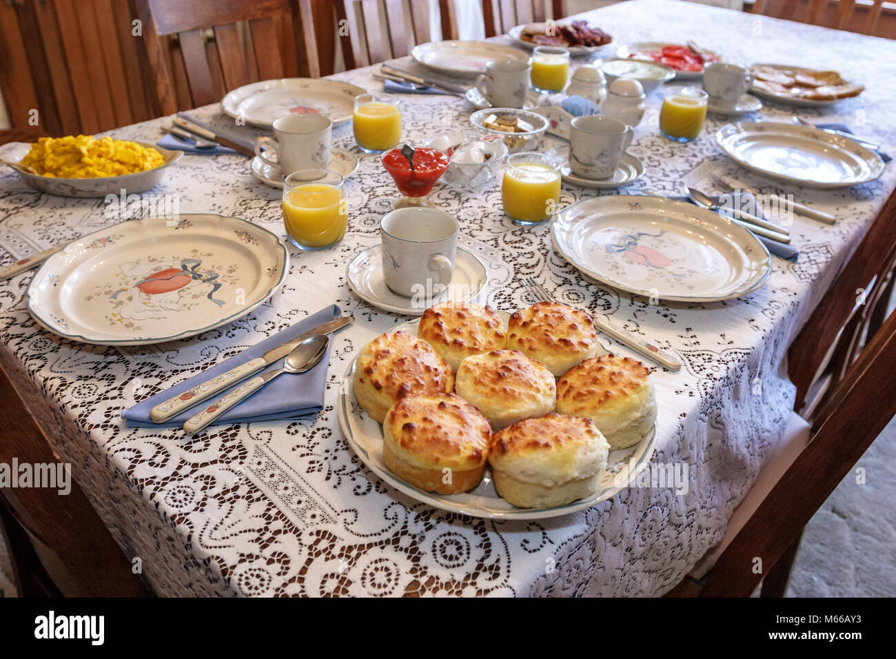 West Virginia Greenbrier County,Lewisburg,Lynn's Inn,Bed & Breakfast,lodging,home away from home,lodging,country style breakfast,homemade biscuits,WV0 Stock Photo