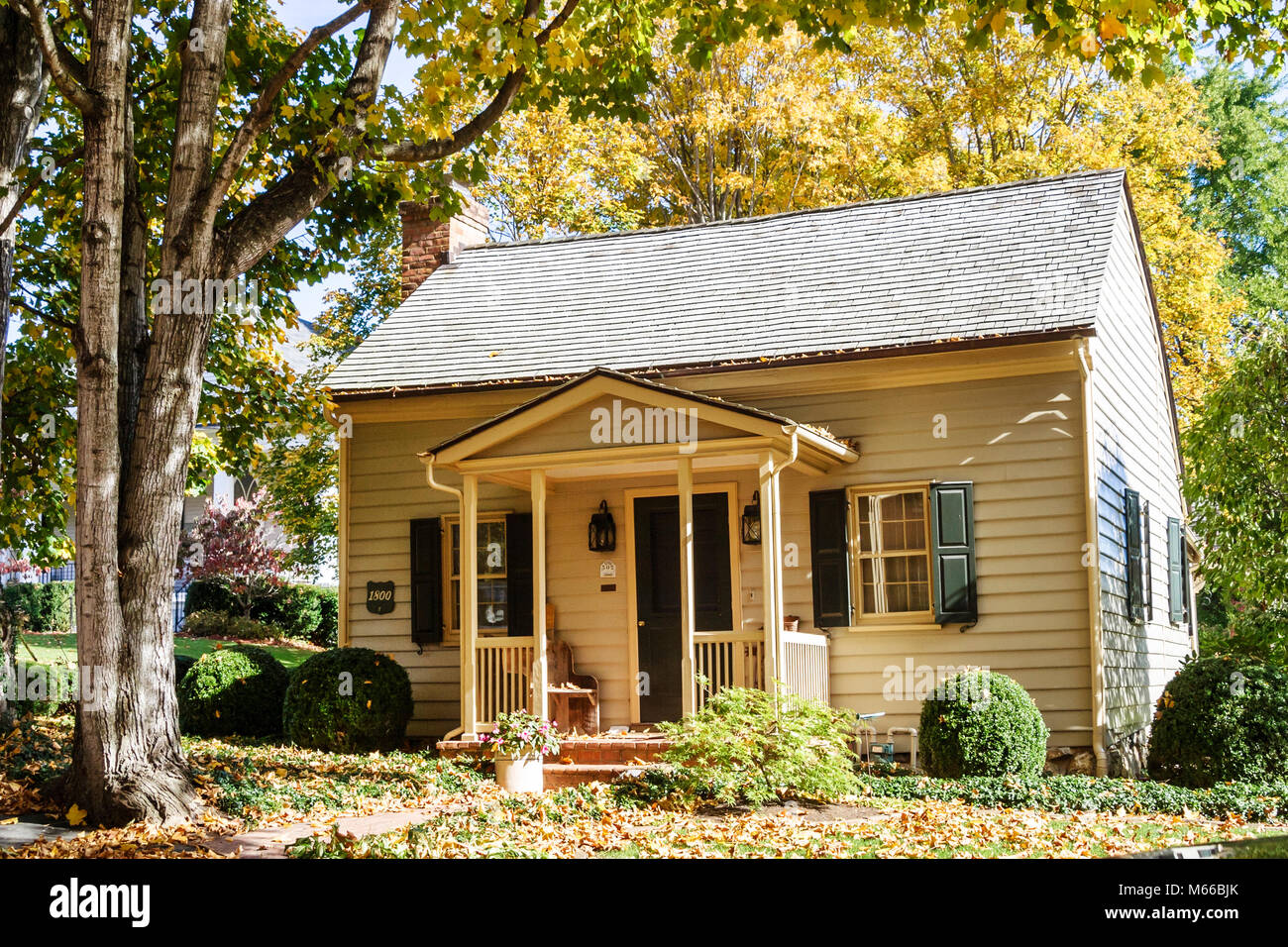 Lewisburg West Virginia,Appalachian Appalachia Allegheny Mountains,Courtney Drive,Walking Tour
