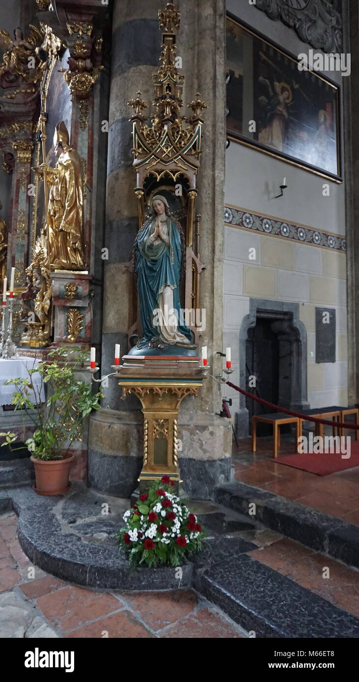 bilder von pfarrkirche maria himmelfahrt schwaz