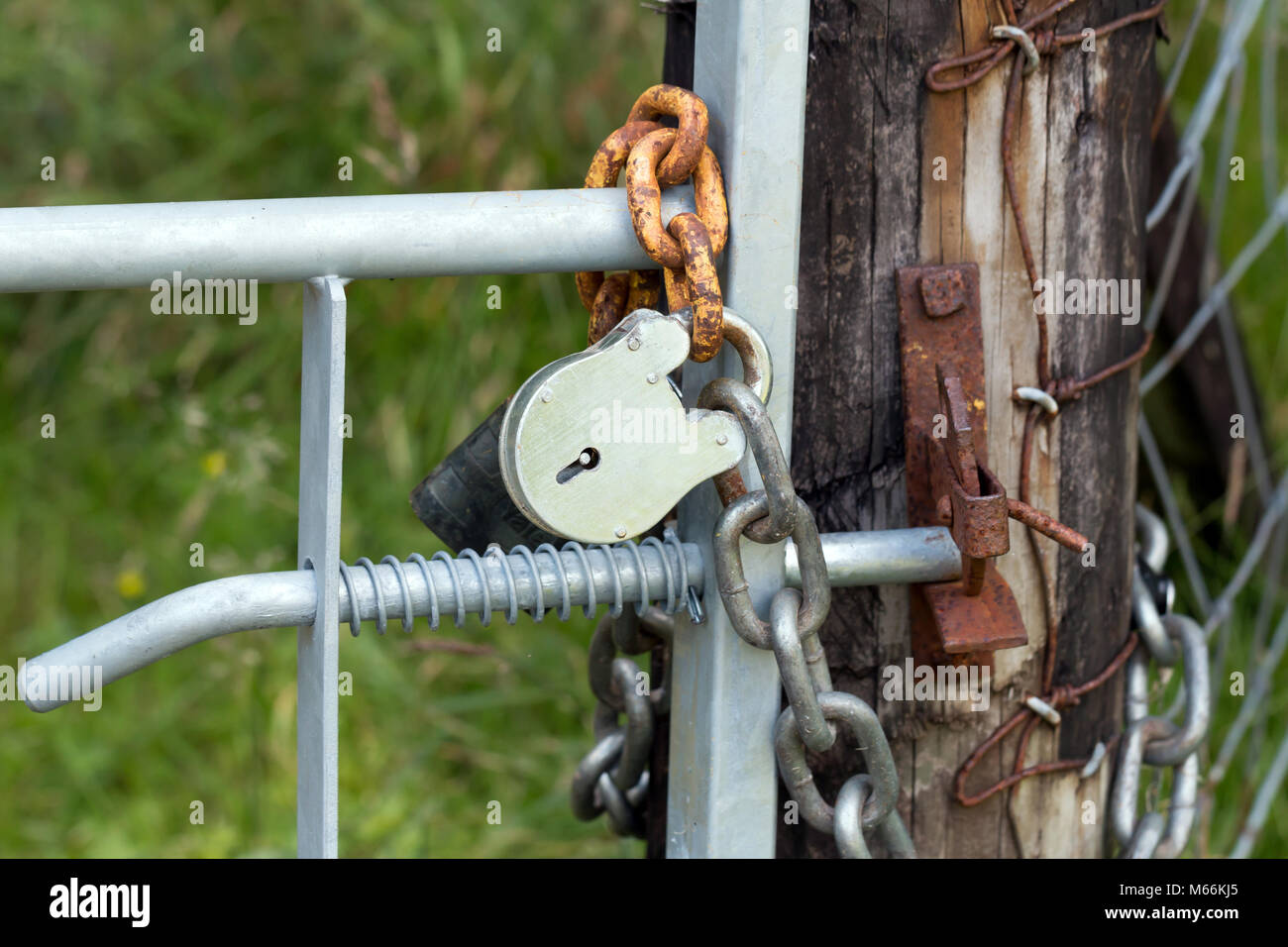 Padlock On Gate Stock Photos & Padlock On Gate Stock Images Alamy
