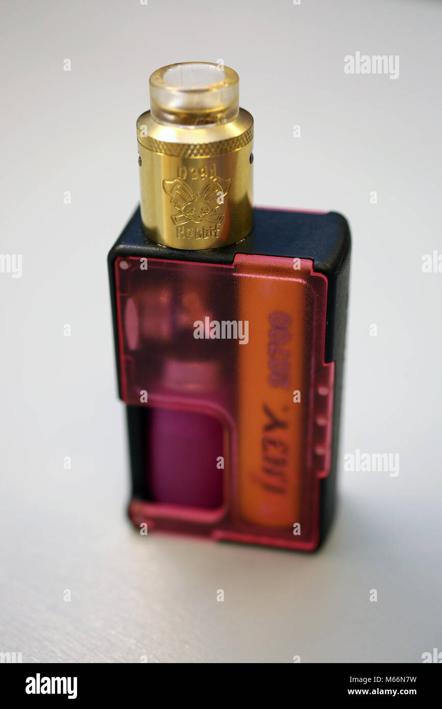 A Vapor Electronic Smoking shop called Vapor Evolution in Bognor Regis, UK  Stock Photo