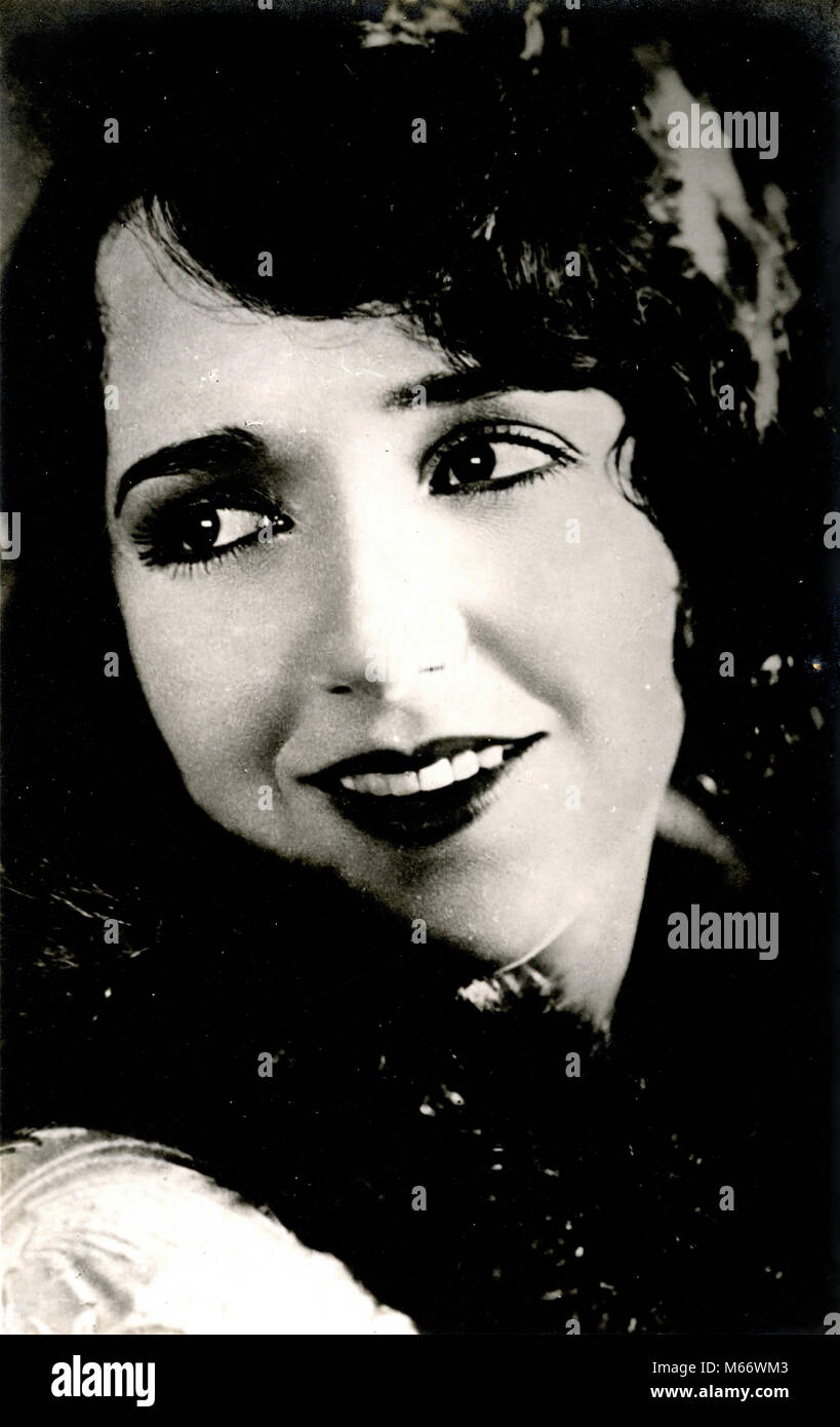 American Actress Bebe Daniels Stock Photo Alamy