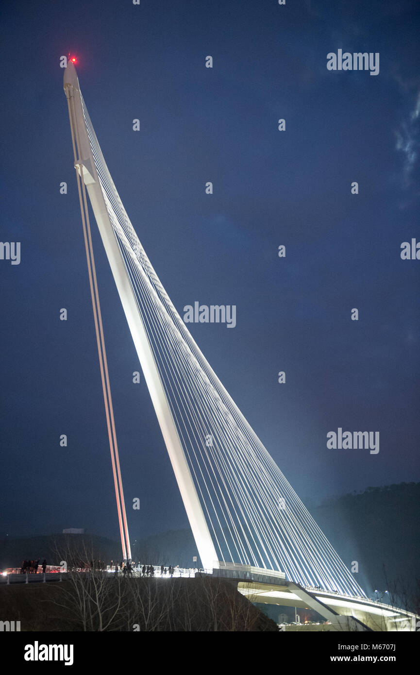 Santiago Calatrava completes a new bridge in Italy. The bridge was built in the shape of a harp and is 104 meters tall, has a 130 meter long pylon and is inclined to 52 degrees from which the tie rods depart. The bridge connects the two banks of the river Crati connecting the district Gergeri with Via Popilia.  Featuring: Cosenza Bridge Where: Cosenza, Italy When: 28 Jan 2018 Credit: IPA/WENN.com  **Only available for publication in UK, USA, Germany, Austria, Switzerland** Stock Photo