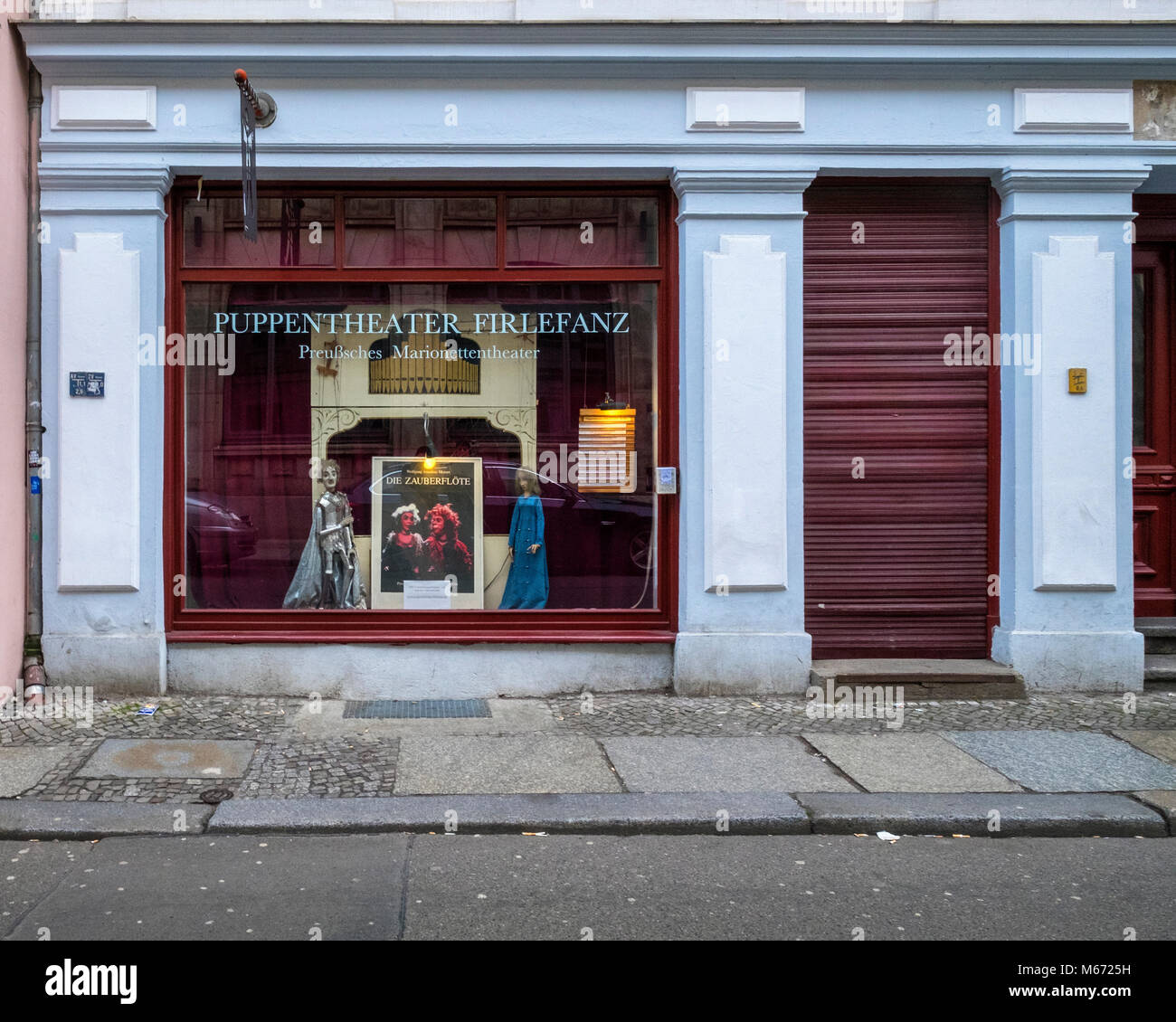 berlin, Mitte.Puppentheater Firlefanz, Preußsches
