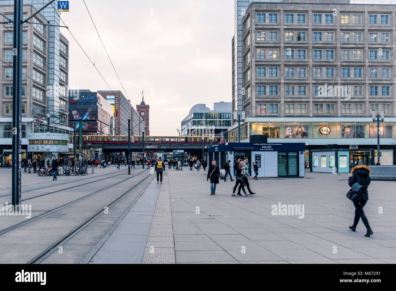Berlin, Mitte, Alexanderplatz. C & A store in Bauhaus Building,Police