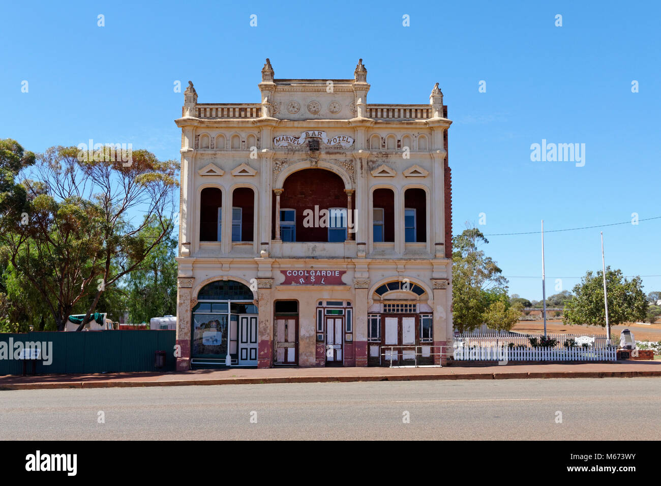Old Marvel Bar Hotel, now occupied by Coolgardie RSL, Coolgardie, Western Australia. Stock Photo