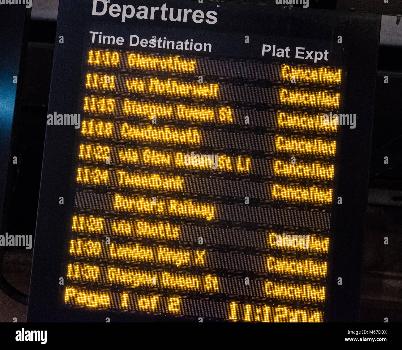 Edinburgh, Scotland, United Kingdom, 1 March, 2018. Heavy snowfalls continue across the city from the storm known as The Beast from the East. Most shops are closed and transport services have been cancelled. Pictured; Waverley Railway Station has seen most train services cancelled. Credit: Iain Masterton/Alamy Live News Stock Photo