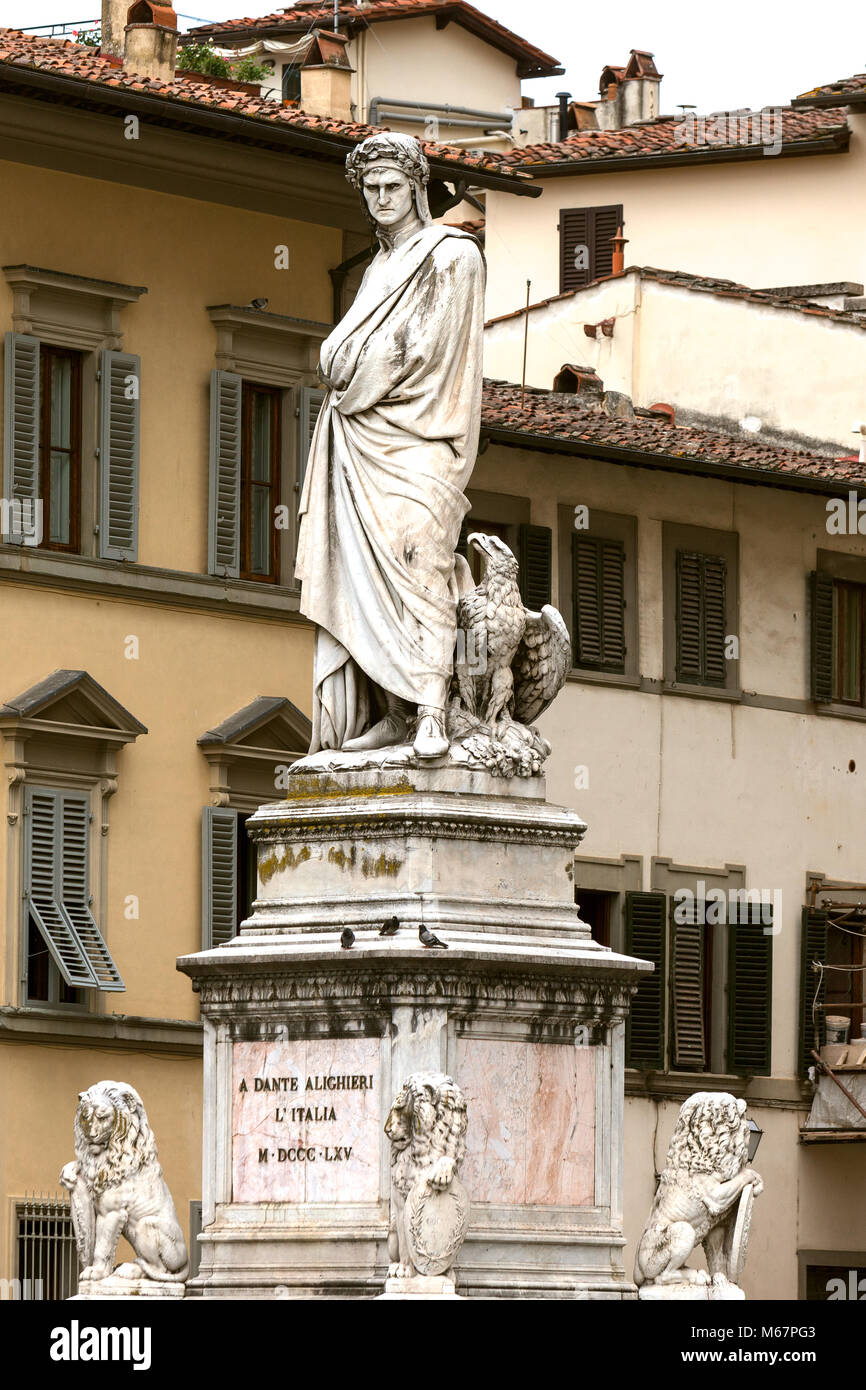 Statue of poet dante alighieri hi-res stock photography and images - Alamy