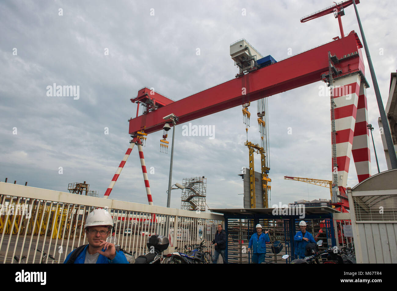 Saint Nazaire, STX shipyard. France Stock Photo Alamy