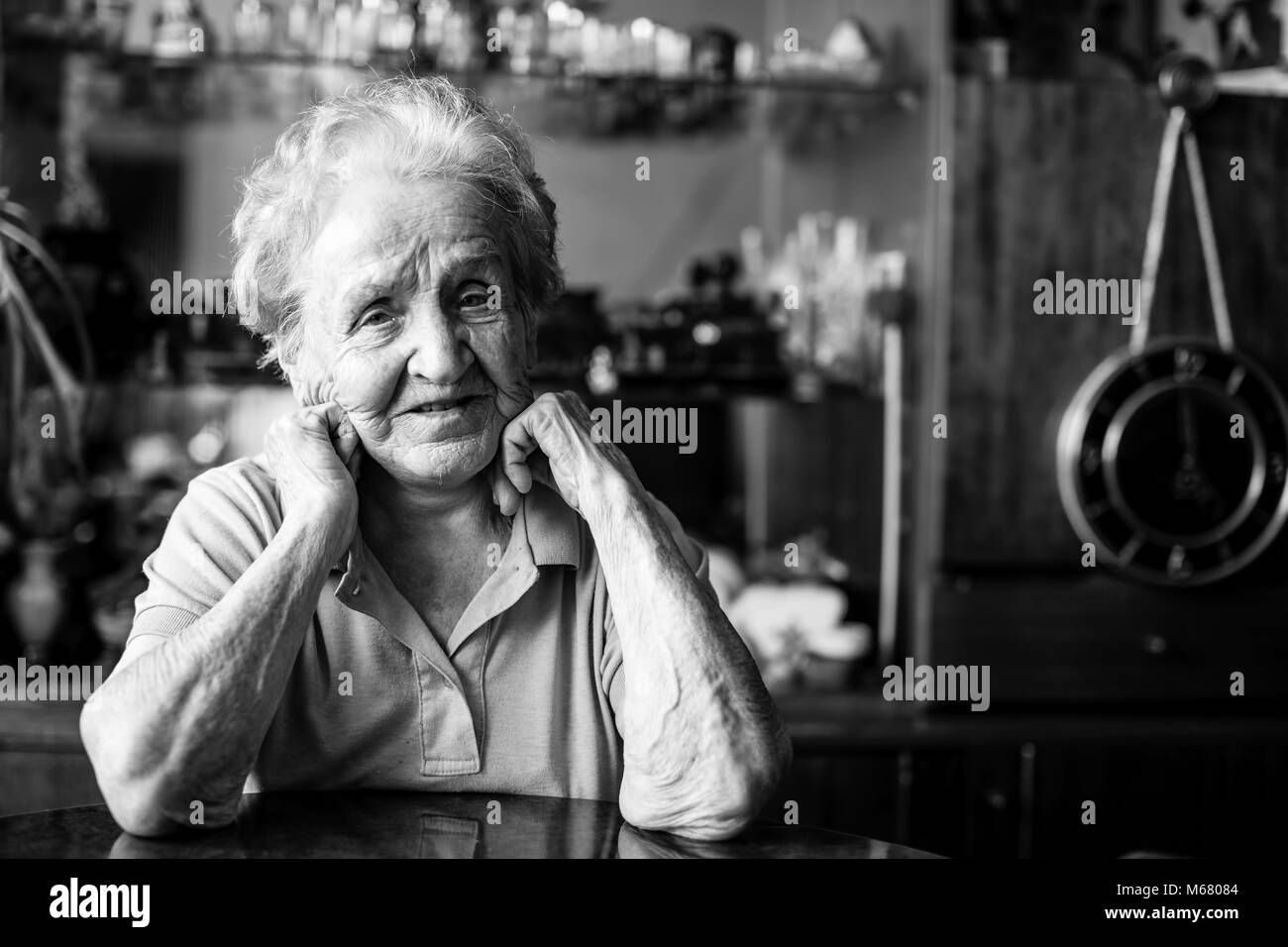 Portrait older woman in profile Black and White Stock Photos & Images ...