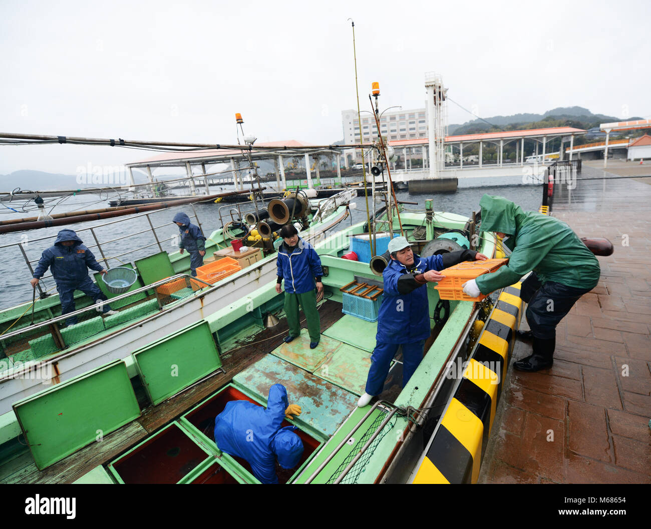 Fishermen japan hi-res stock photography and images - Alamy