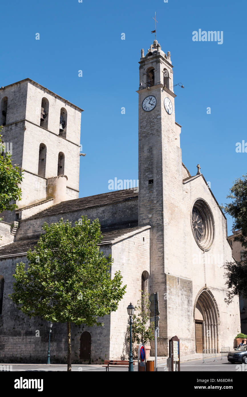 Concathédrale Notre-Dame-du-Bourguet de Forcalquier Forcalquier Alpes-de-Haute-Provence Provence-Alpes-Cote d'Azur France Stock Photo