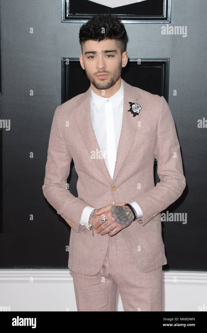 Full length zayn malik hi-res stock photography and images - Alamy, image size:866x1390