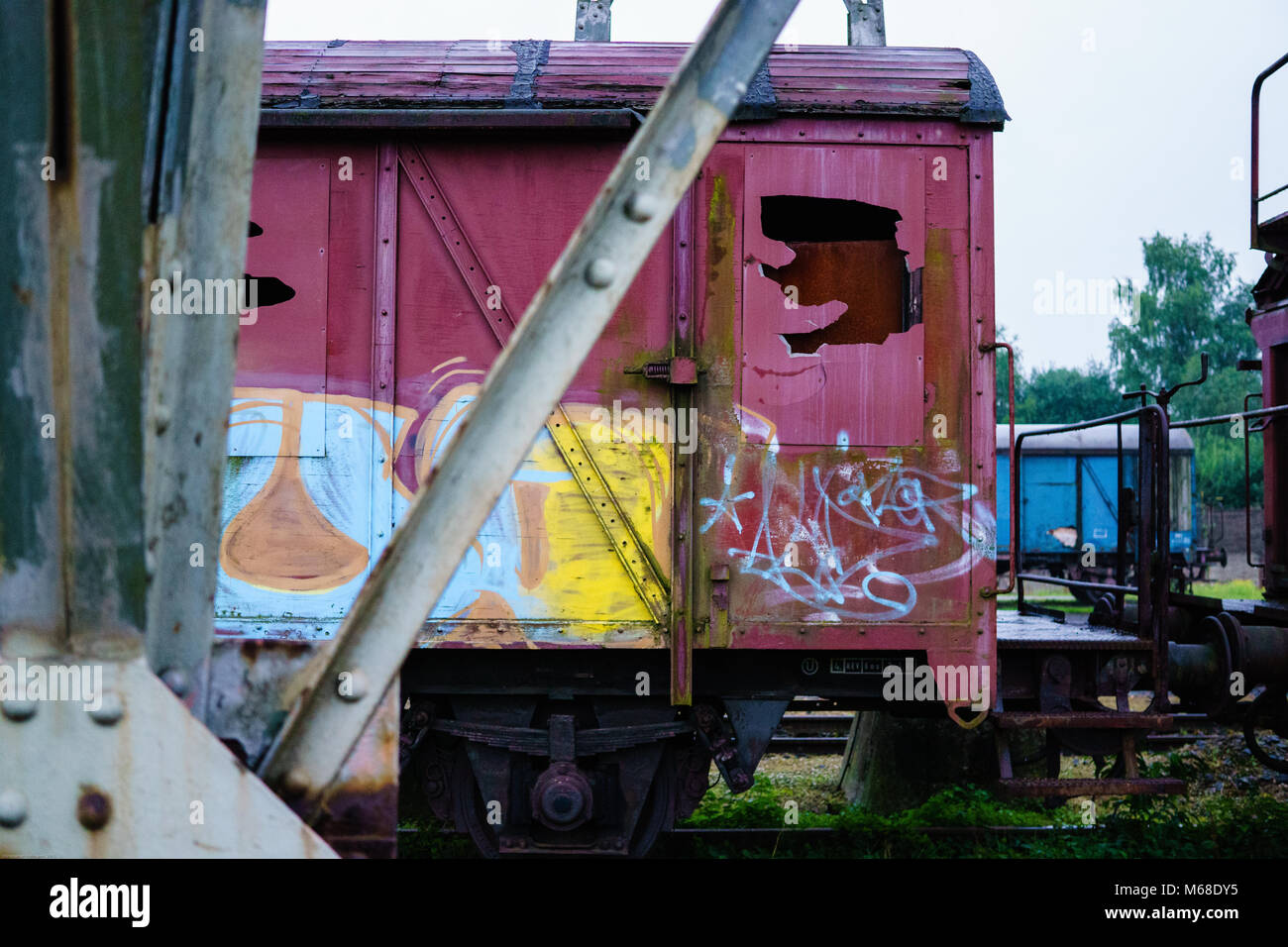 Graffiti train background hi-res stock photography and images - Alamy