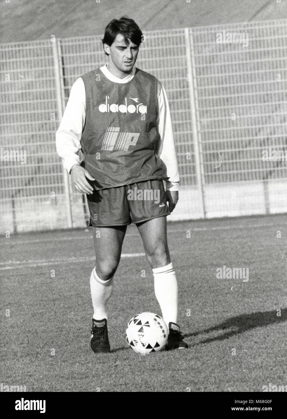 photo Roberto Mancini Player https www alamy com stock photo italian football player roberto mancini 1990s 175979791 html