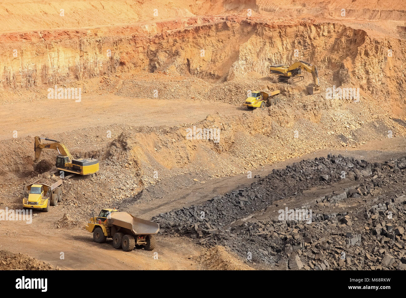 Manganese mine hires stock photography and images Alamy