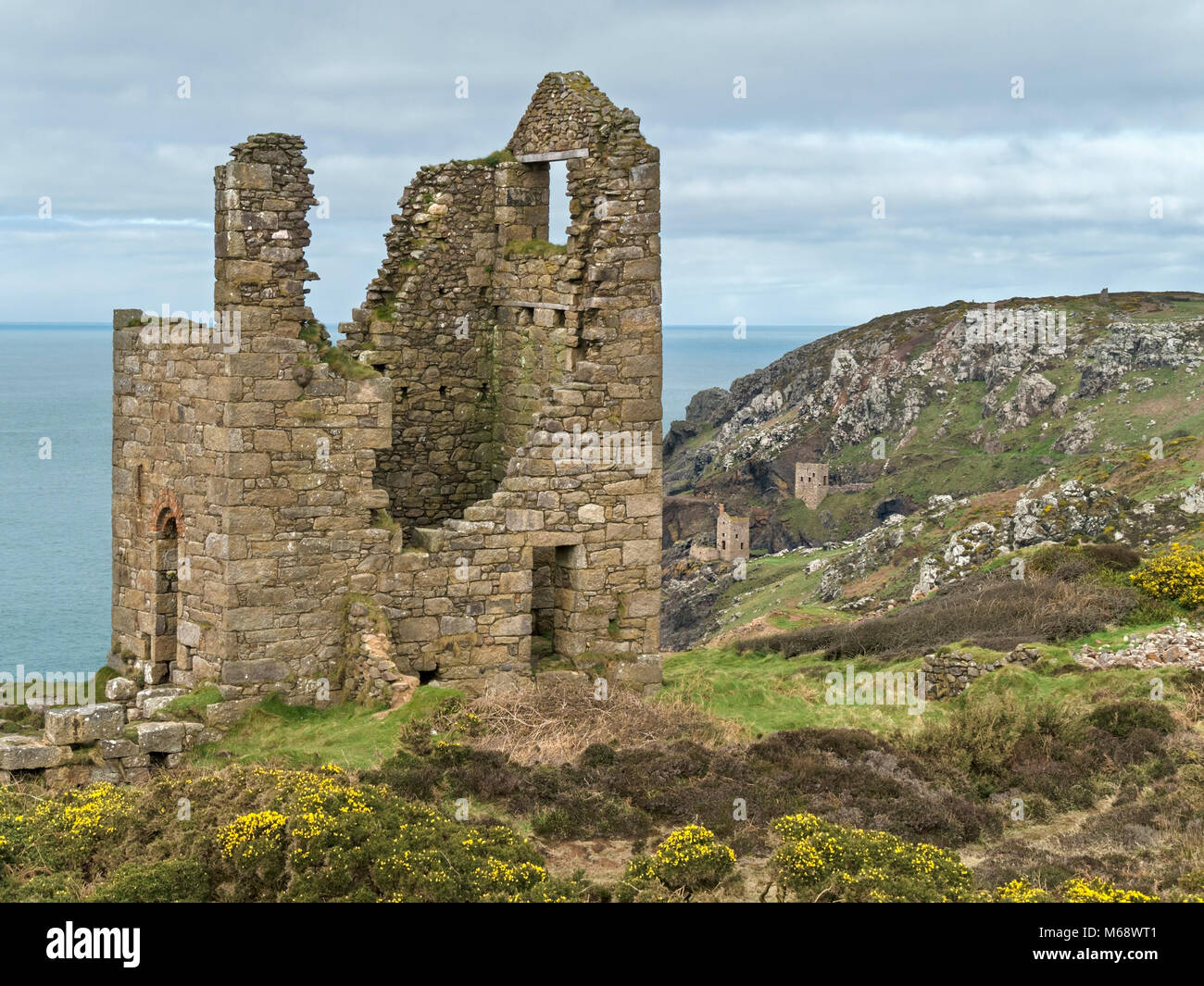 Ruins of Cornish tin mines on the north Cornwall coast near Botallack, St. Just, Cornwall, England UK. Part of the Cornish mining world heritage site. Stock Photo