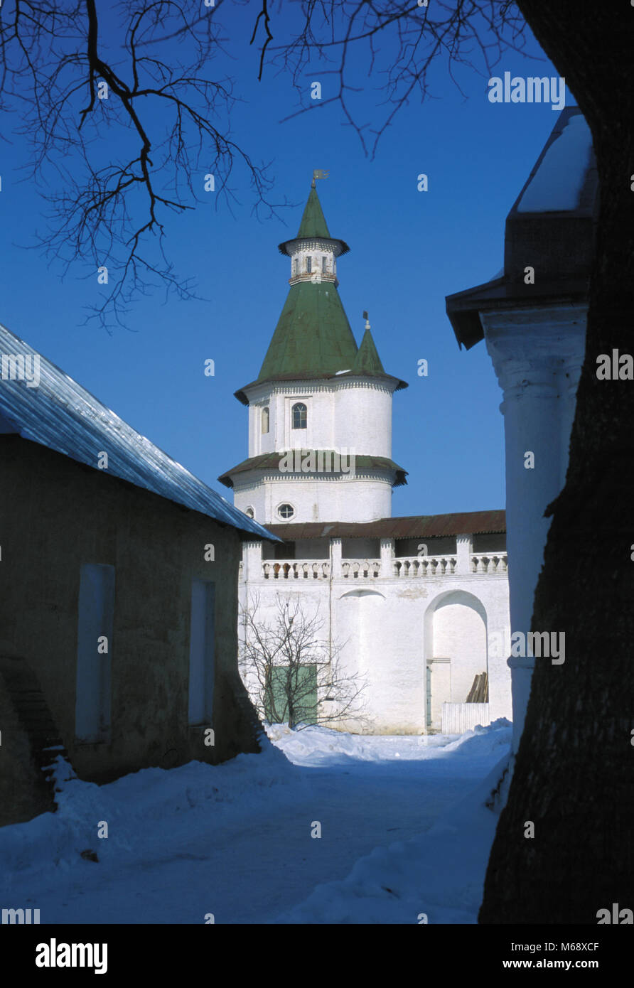 New Jerusalem Monastery (Novoiyerusalimsky Monastery) yard and tower, Russia Stock Photo