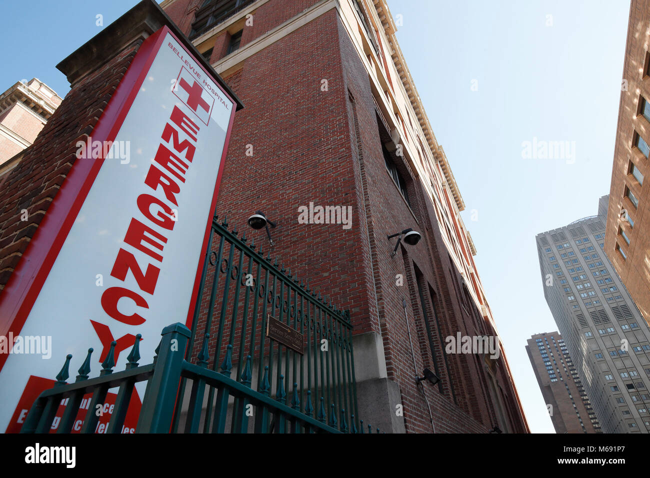 Bellevue hospital entrance hires stock photography and images Alamy