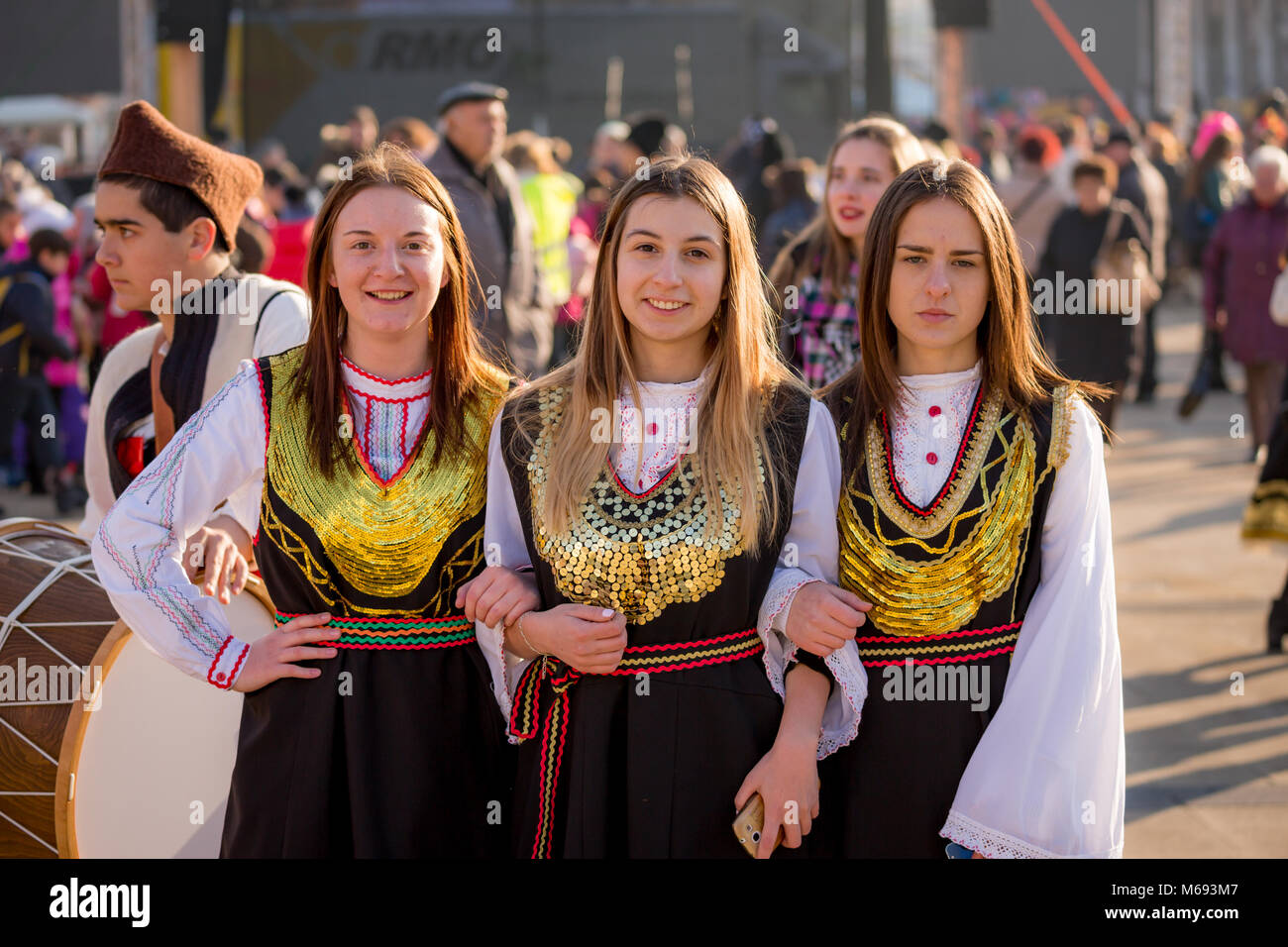 PERNIK, BULGARIA - JANUARY 26, 2018: Three girls dancers in Bulgarian ...