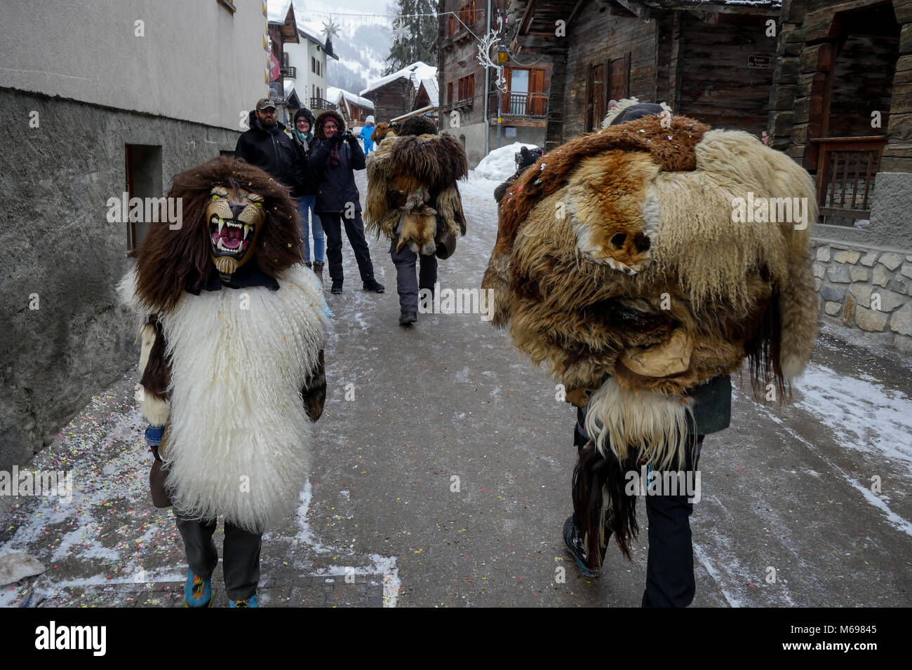 Traditional carnival in Evolene, Val d'Herens, Valais, Swiss Stock Photo -  Alamy