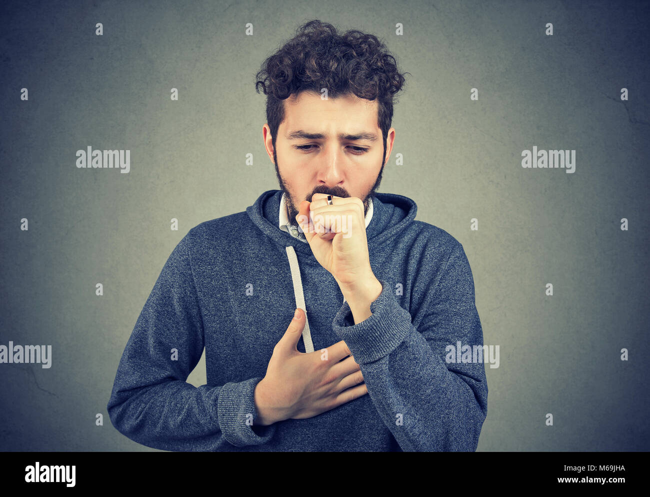 Coughing chest hires stock photography and images Alamy