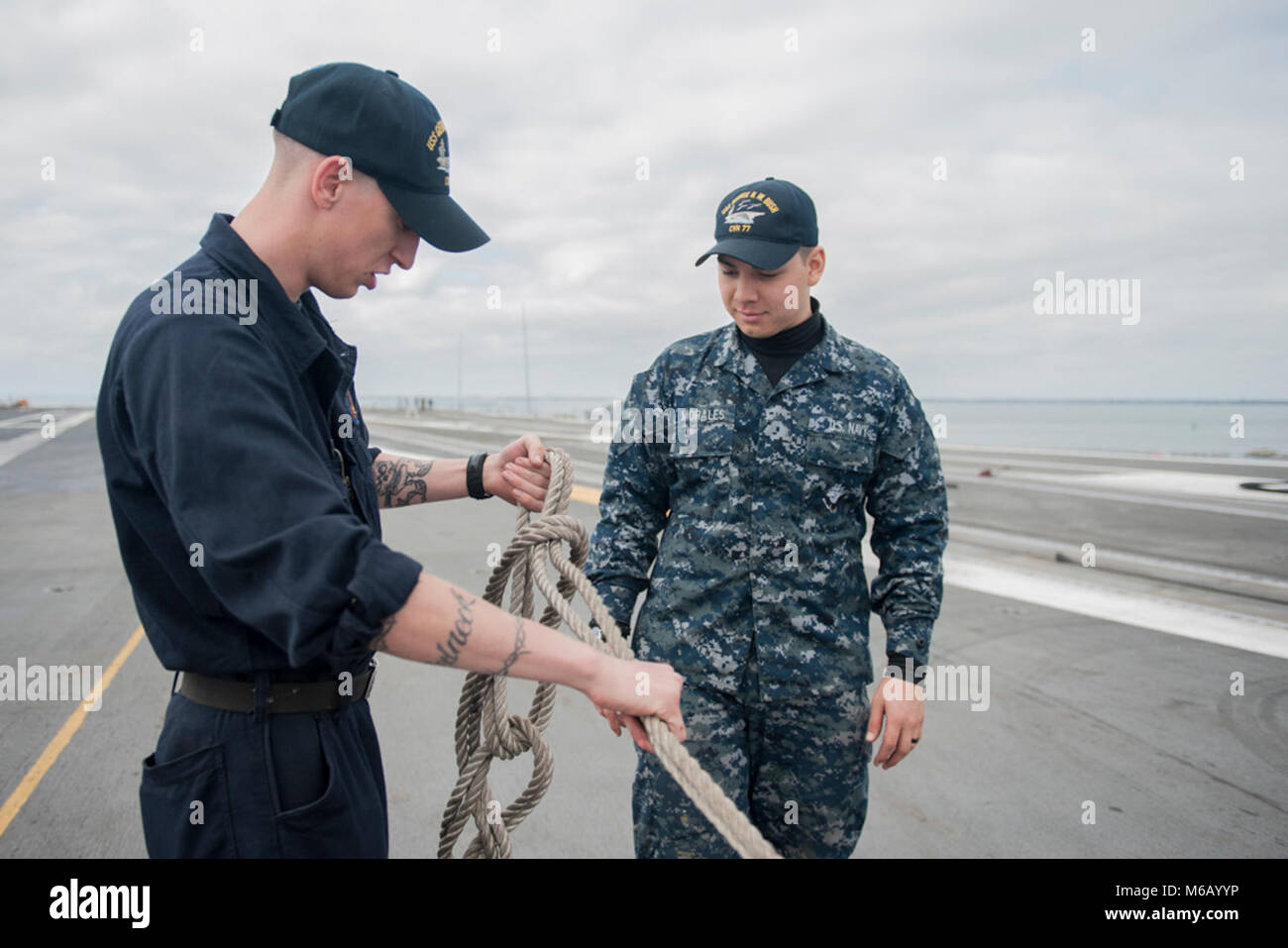 U s air force airman teaches hires stock photography and images Alamy