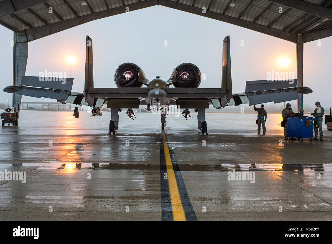 Airmen from the 127th Wing Selfridge Air National Guard Base, Michigan ...