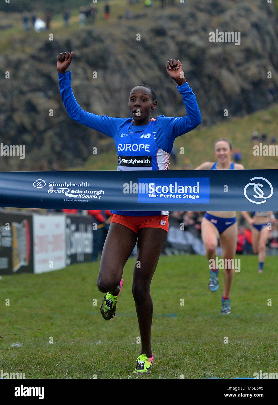 Yasmin Can crosses the finish line to win the Simplyhealth Great Edinburgh XCountry Womans 6k race during the Great Edinburgh International XCountry 2018 in Holyrood Park, Edinburgh. PRESS ASSOCIATION Photo. Picture date: Saturday January 13, 2018. Photo credit should read: Mark Runnacles/PA Wire. Stock Photo