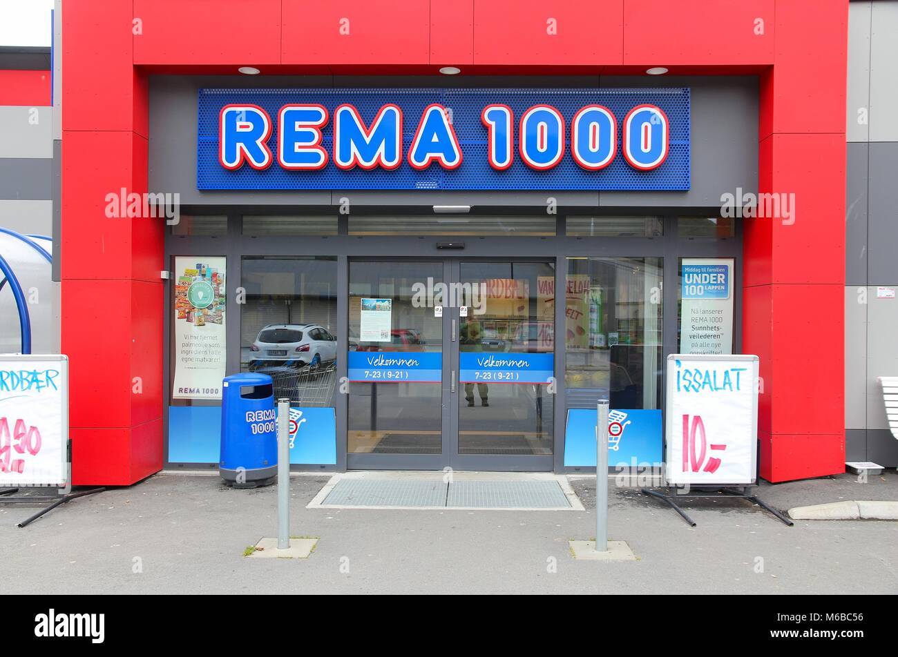 hovedlandet Desværre skræmt Rema 1000 hi-res stock photography and images - Alamy