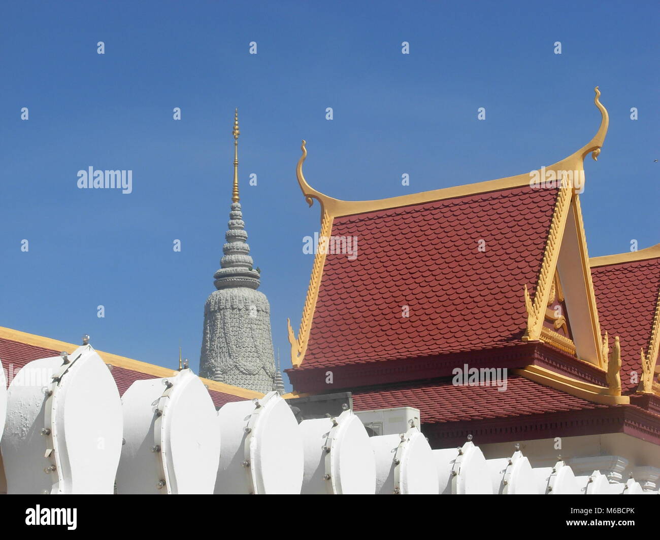 Roof with nice decorations inside Royal Palace in Phnom Penh, Ca…