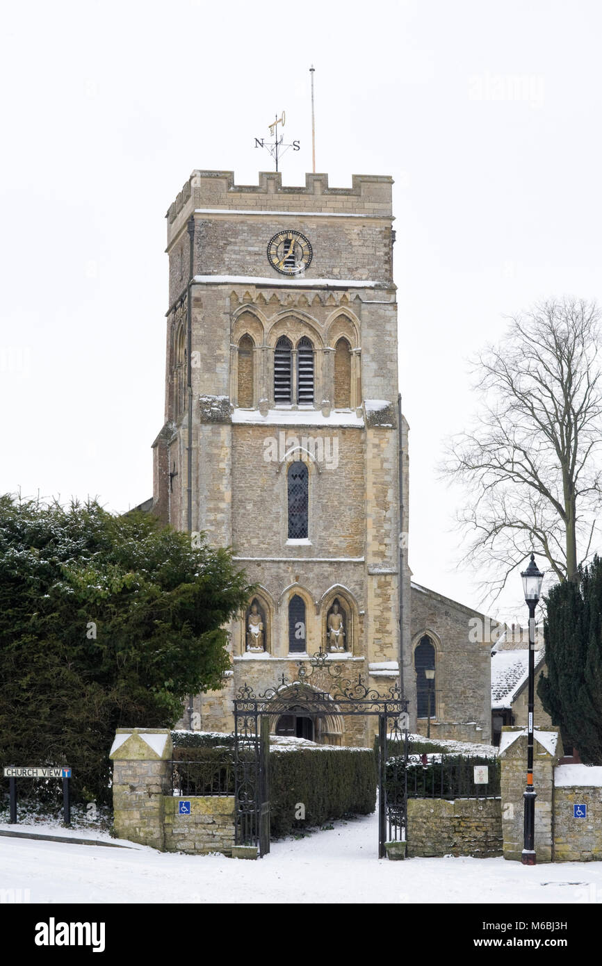 Saint Peter's Church, Brackley, in the snow. Stock Photo