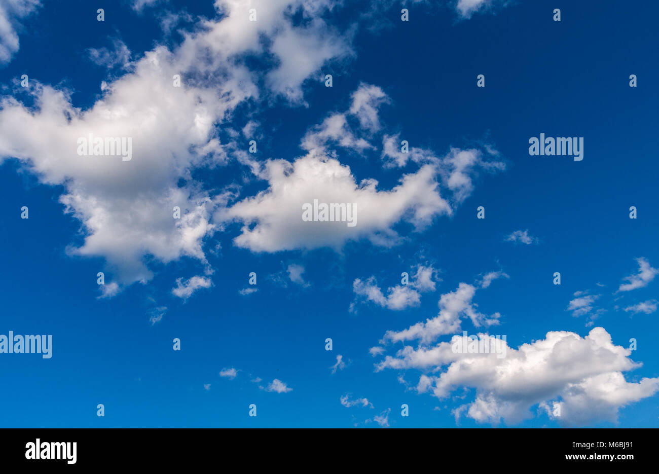 Beautiful white blue clouds hi-res stock photography and images - Alamy