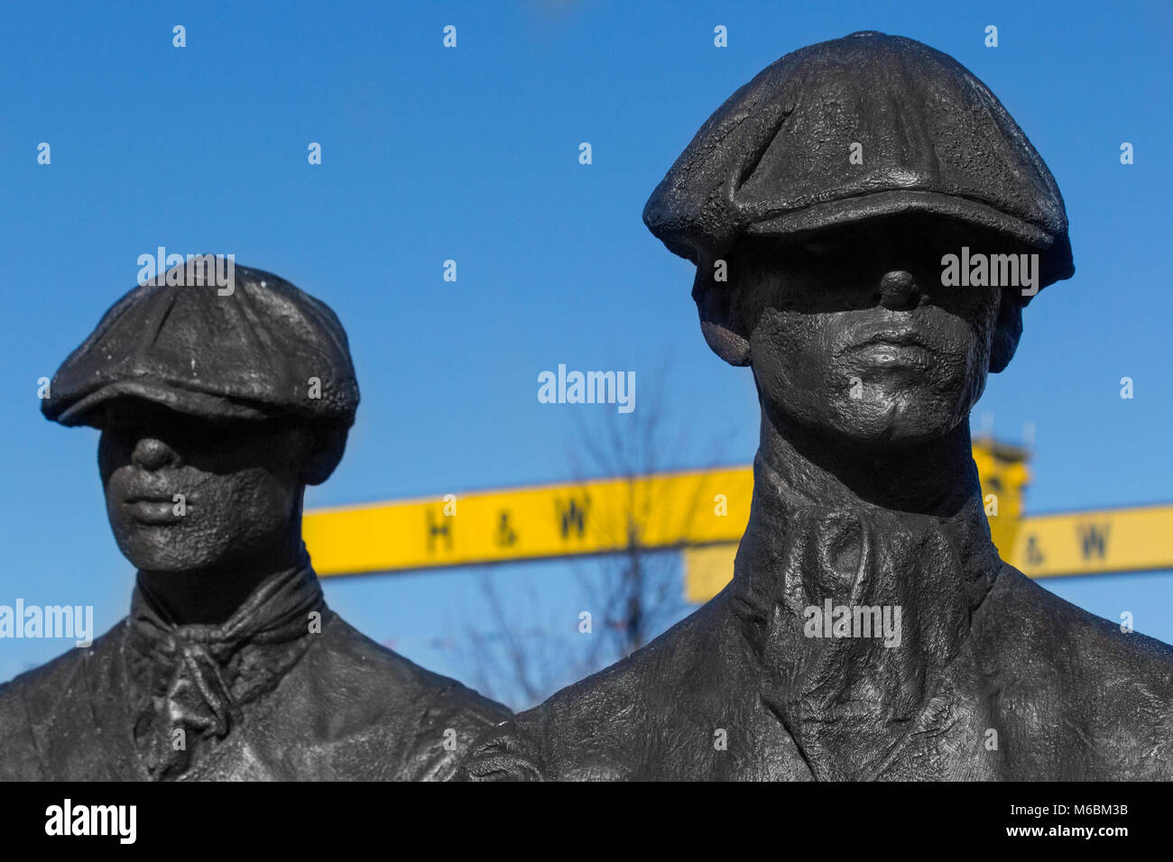 Statues on the A20 Newtownards Road in Belfast depicting 3 workers from thousands who worked on the Titanic Ship with Yard Number 401 Stock Photo