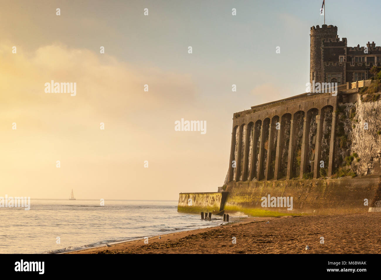 Kingsgate castle kent hires stock photography and images Alamy