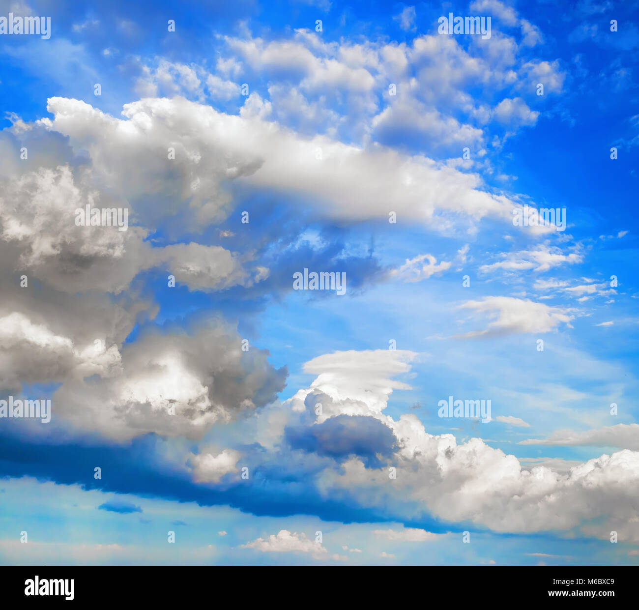 Cumulus clouds in the blue sky. Scenic sky background Stock Photo - Alamy