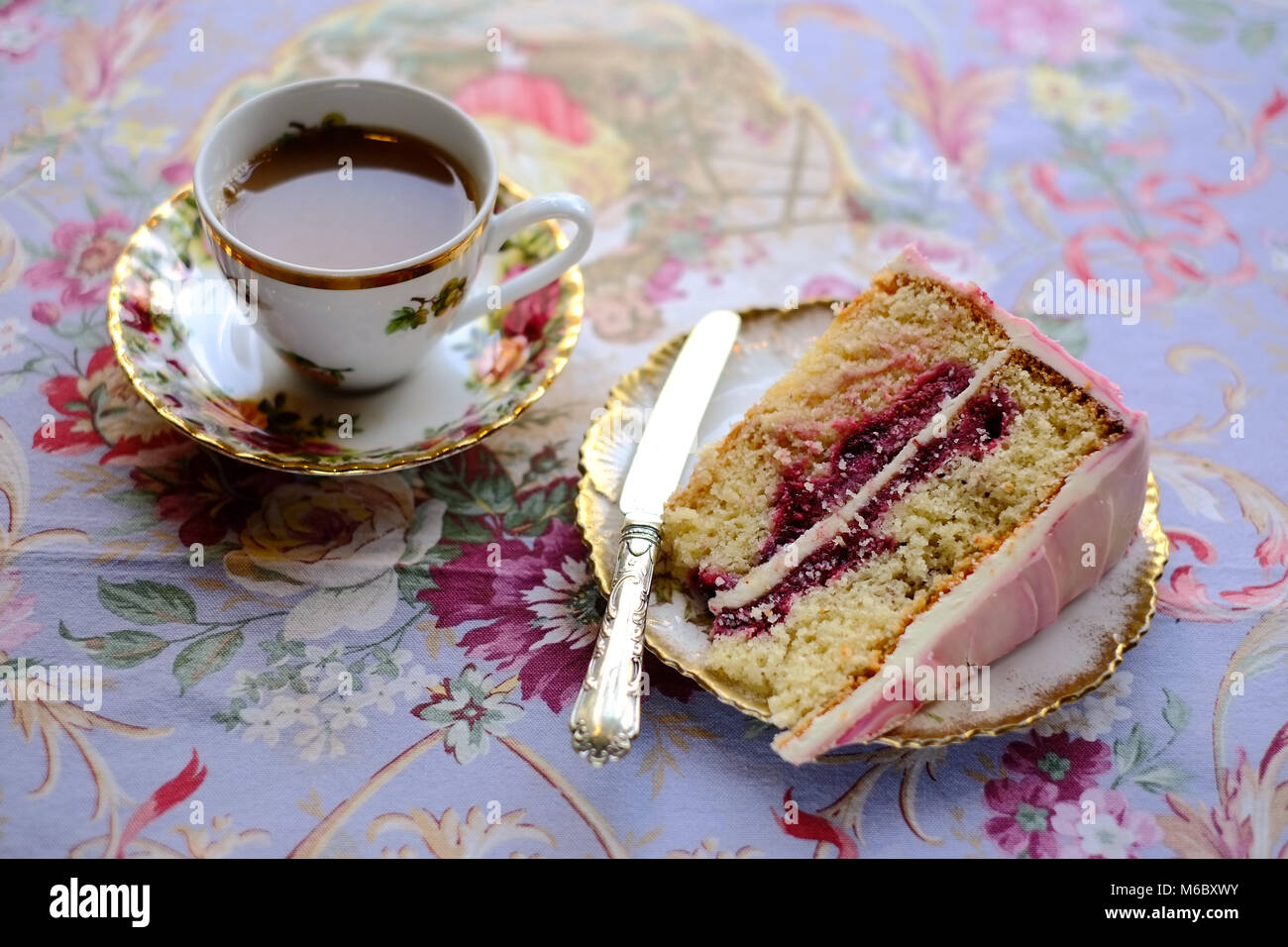 Afternoon tea and cake at Heavenly Chocolate Emporium & Cafe, Llandeilo, Carmarthenshire, Wales Stock Photo