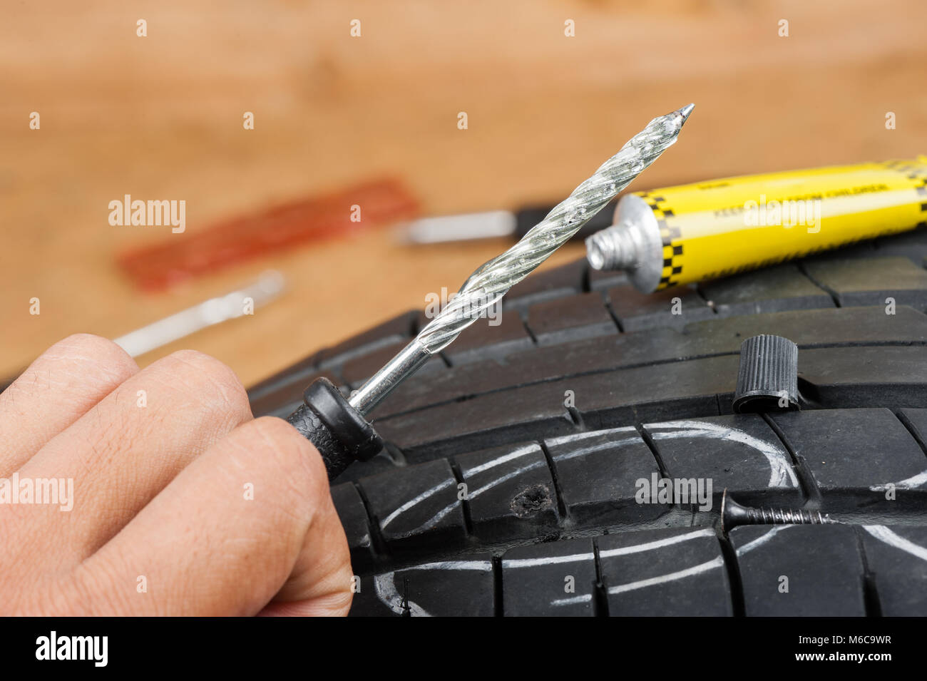 Flat car tire repair kit, Tire plug repair kit for tubeless tires Stock