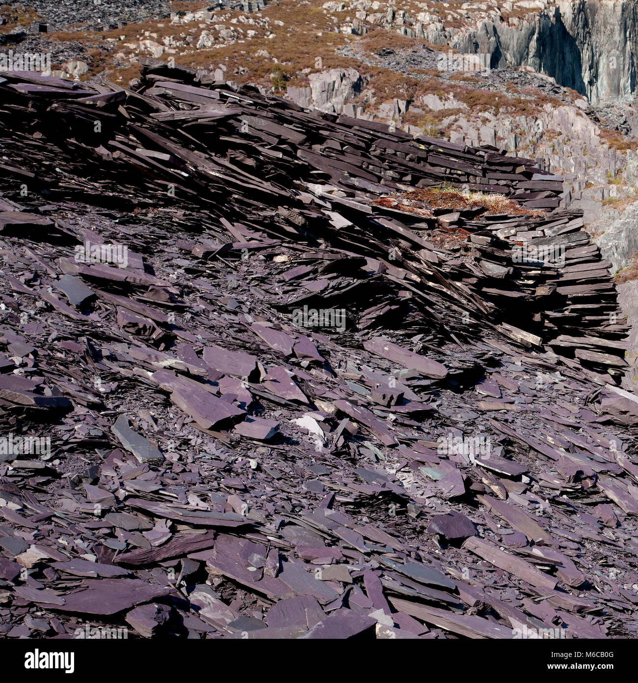 Pile of slate waster at Dinorwig quarry, Snowdonia, North Wales Stock Photo