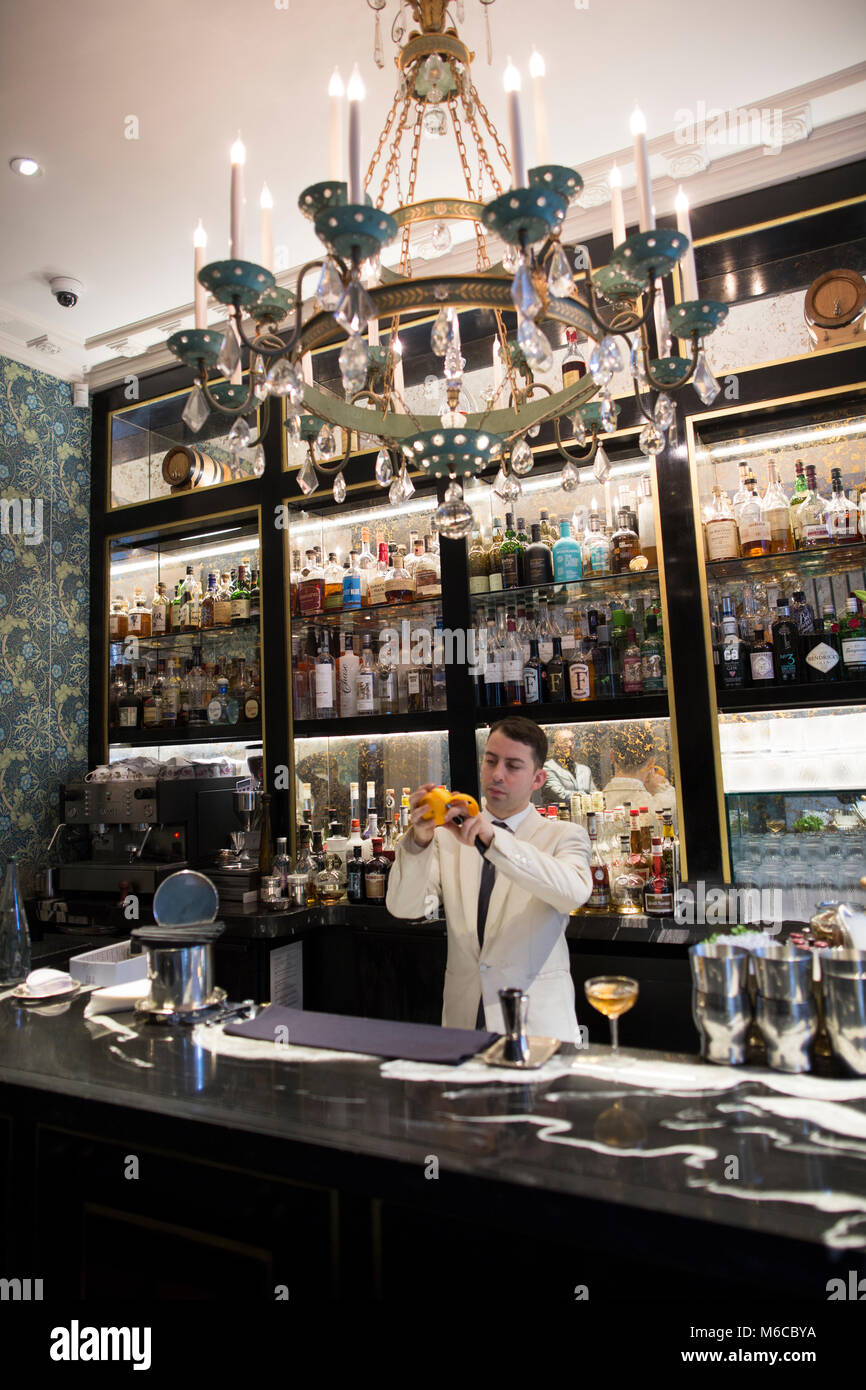 Mark's Club, private members' club and restaurant established in 1972