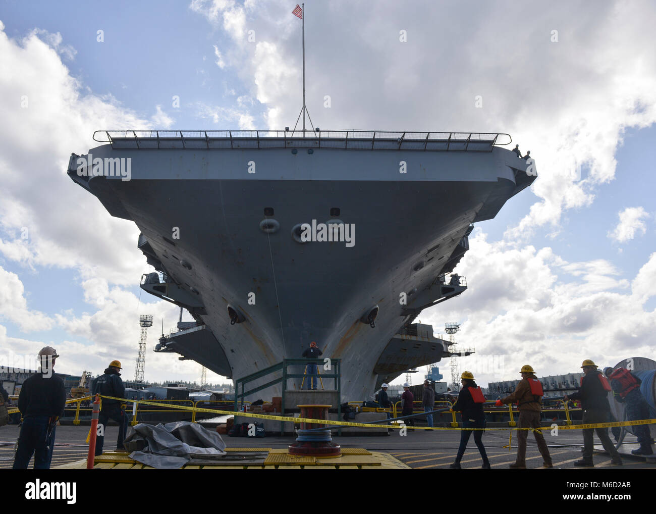 NAVAL BASE KITSAPBREMERTON, Wash. (March 1, 2018) U.S. Navy Sailors
