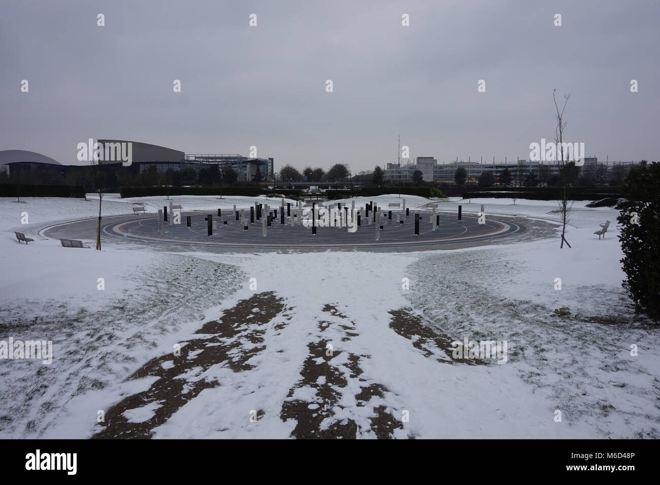 Great Linford, Milton Keynes, UK. 2nd March, 2018. Snow at The MK Rose in Milton Keynes, 2nd of March 2018. Credit: Martin Smith/Alamy Live News Stock Photo