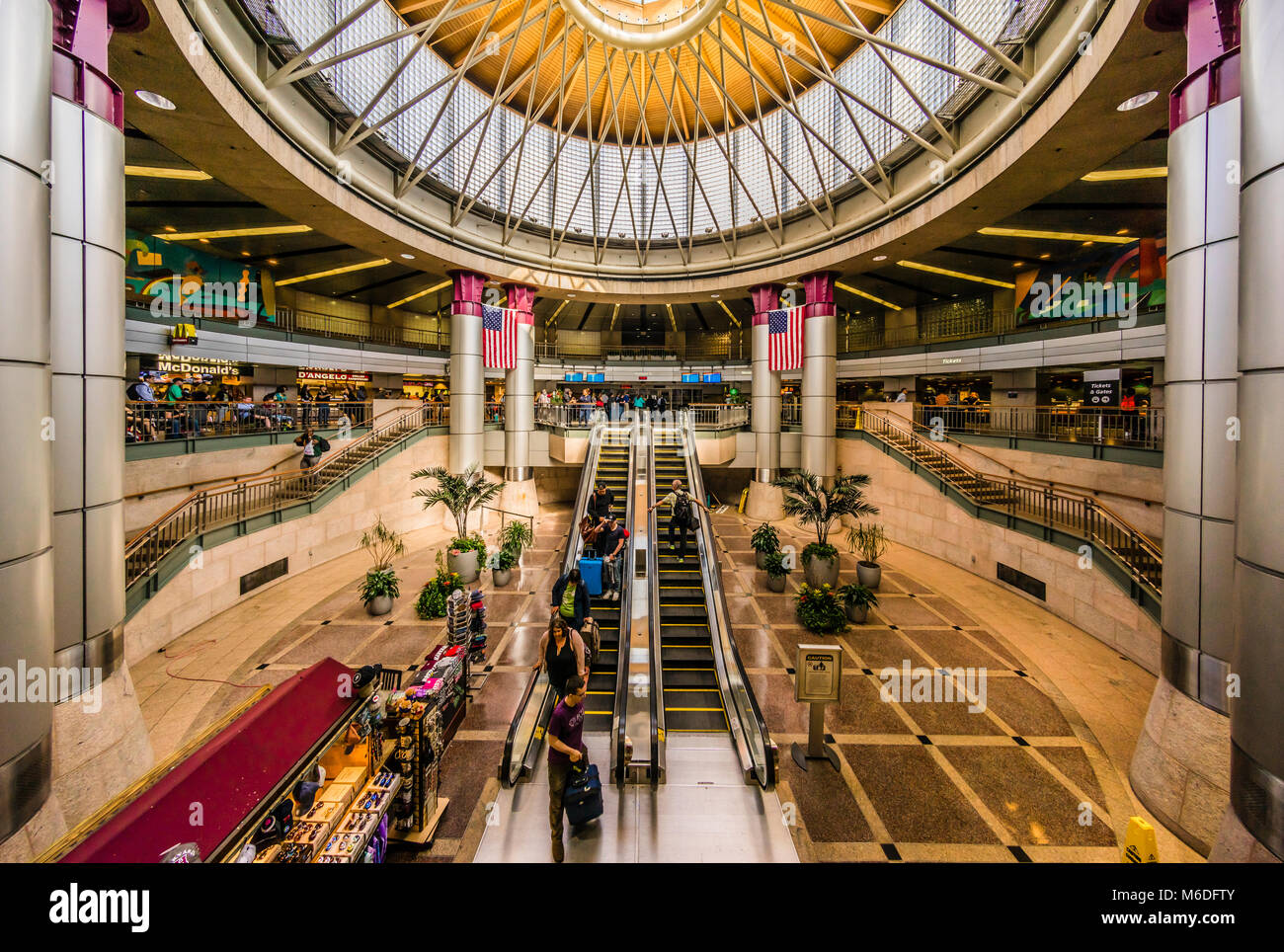 South Station Bus Terminal Map Boston Bus Station High Resolution Stock Photography And Images - Alamy